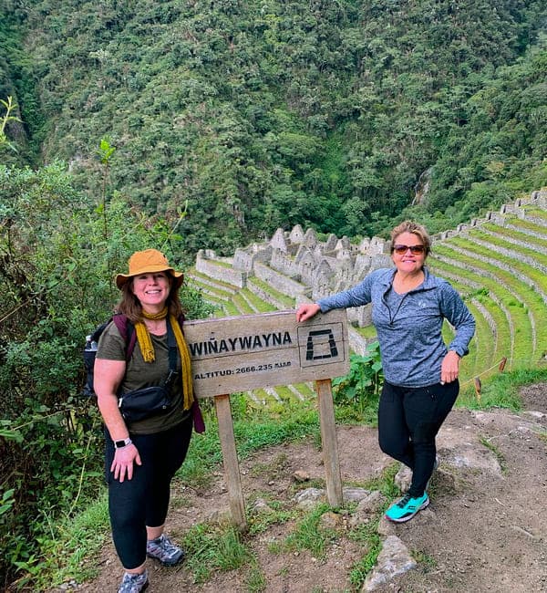 Exploradores disfrutando en Wiñay Huayna