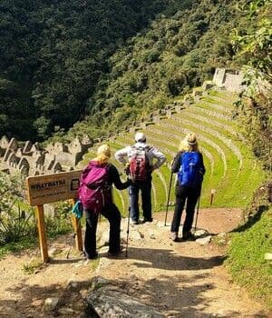 Explorers enjoying in Wiñay Huayna